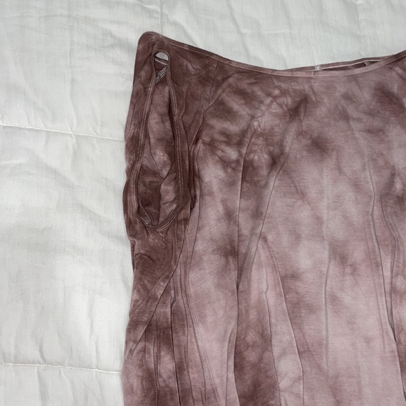 American eagle tie dye shirt with cut out sleeves - Picture 2 of 3